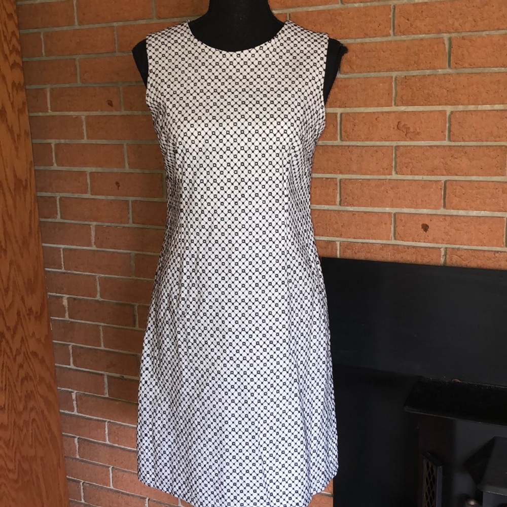 🖤KARL LAGERFELD🖤EYELET SLEEVELESS SHEATH DRESS🖤